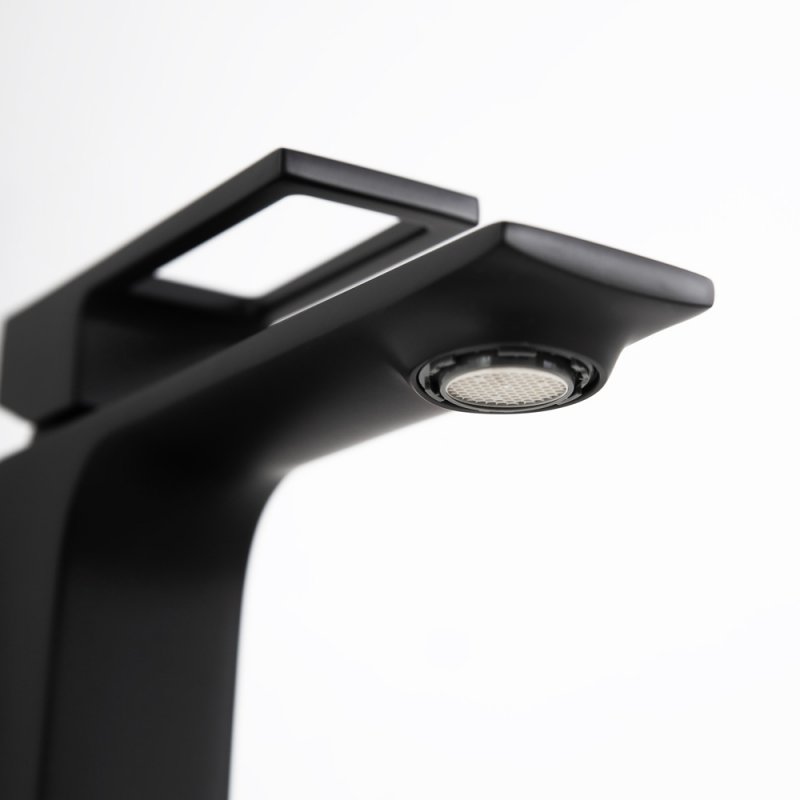 Смеситель для раковины BelBagno LUCE LUC-LVM-NERO Черный матовый с донным клапаном